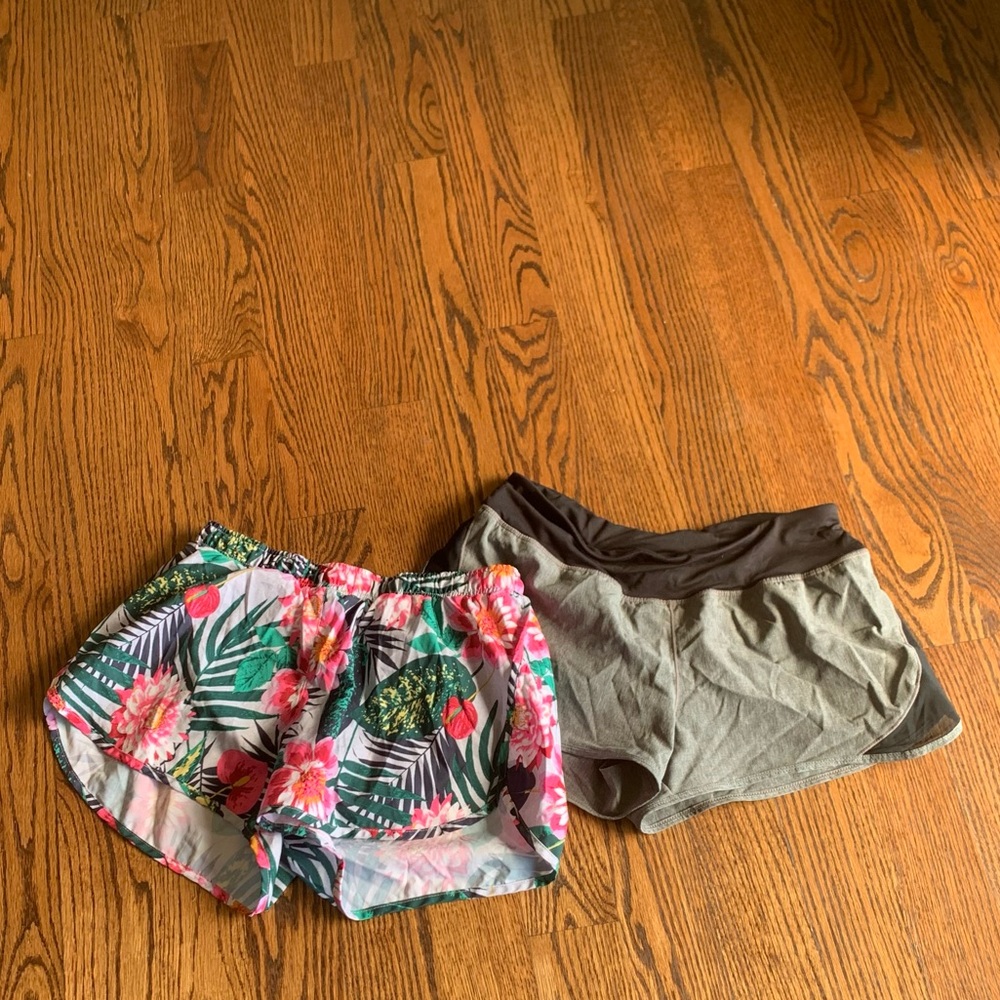 2 athletic medium shorts
